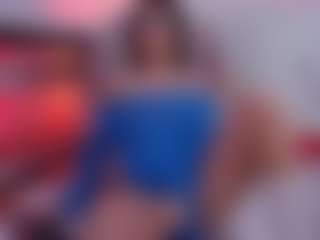 Live cam show with SophieeRain - Moaning on SinfulBabes