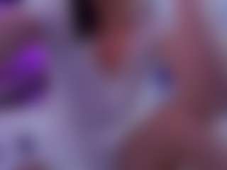 SophieeRain's Live Sex Cam Show
