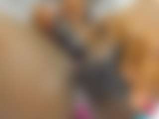 Live cam show with Beilon Dayanna - Brown Eyes on sexytreat.net