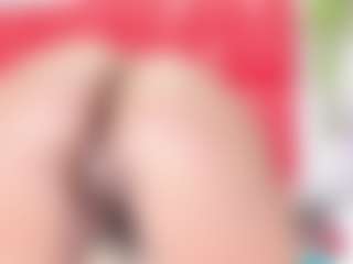 Live cam show with Beilon Dayanna - Public on Gym Cam Girls