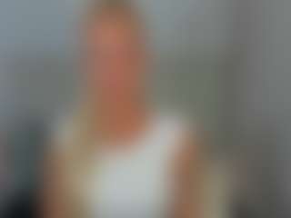 Live cam show with KristyMiss - Blue Eyes on Cam Slut