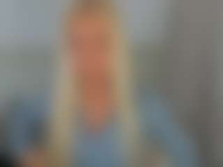Live cam show with KristyMiss - Average on CamClone