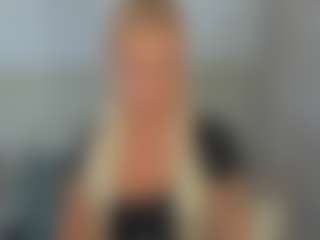 Live cam show with KristyMiss - Athletic White on SinfulBabes