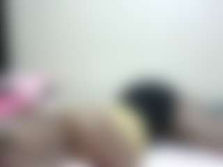 Live cam show with sweetbony - Petite Teen (18+) on Uber Horny