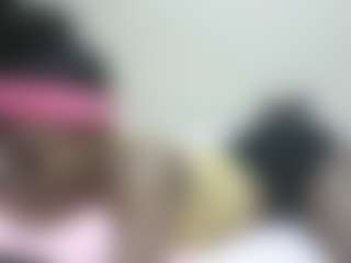 Live cam show with sweetbony - Petite on Camiplay Live