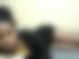 Live cam show with sweetbony - Black Petite on xblisslive.com