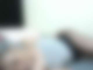 Live cam show with sweetbony - Black Petite on Fit Hotties
