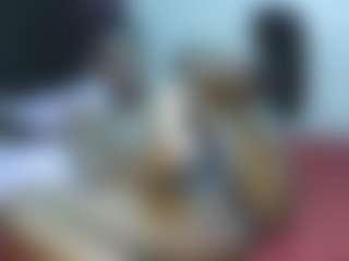 Live cam show with sweetbony - Brown Eyes Ebony on xDating