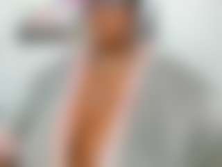Live cam show with ANA-FUENTES - Oil on Camsoda