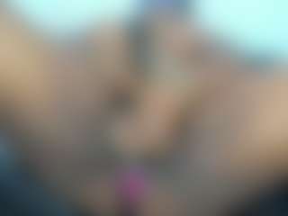 Live cam show with ANA-FUENTES - Squirt on Big Tits