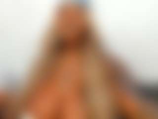 Live cam show with ANA-FUENTES - Shaved on Soda Cam