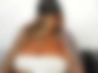 Live cam show with ANA-FUENTES - Black Shaved Pussy on Camsoda