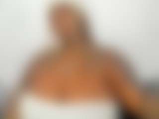 Live cam show with ANA-FUENTES - Body Massage on Camsoda