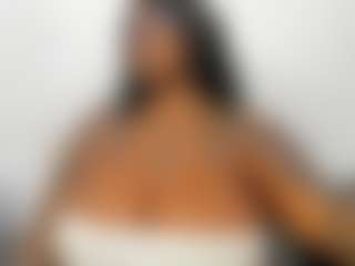 Live cam show with ANA-FUENTES - Body Massage on Camsoda