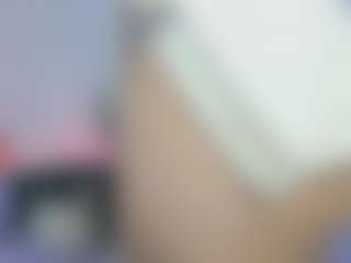 Live cam show with Isa-perez - Naked on MyBangCams