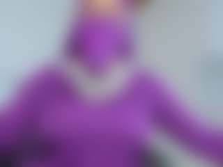 Live cam show with Isa-perez - Oil on Dolls Live