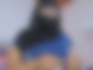 Live cam show with Isa-perez - MILF on Soda Cam
