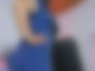 Live cam show with Isa-perez - Ebony Petite on Soda Cam