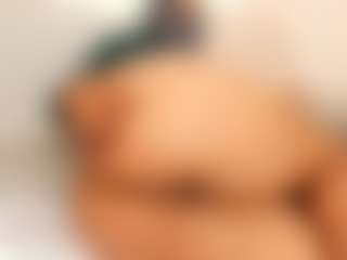Live cam show with Isa-perez - Black MILF on hrnylive.com