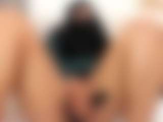 Live cam show with Isa-perez - Ahegao on Milfs Live