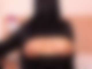 Live cam show with Isa-perez - MILF Teen (18+) on Camming Site