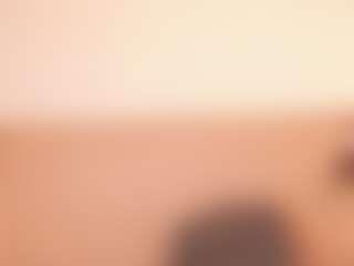 Live cam show with Isa-perez - Oil on Milfs Live