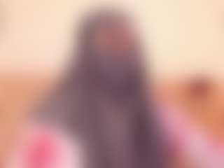 Live cam show with Isa-perez - Black Petite on CamClone