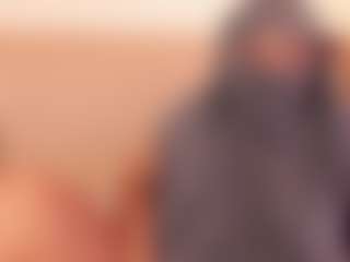Live cam show with Isa-perez - Black BBW on studioflirtlive.com | colombia