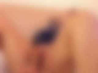 Live cam show with Isa-perez - Strip Ebony on Latina Girls | colombia