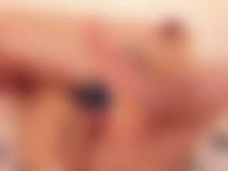 Live cam show with Isa-perez - Black MILF on Camsoda