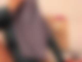 Live cam show with Isa-perez - Ebony on madthumbs | colombia