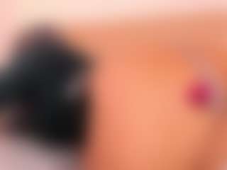 Live cam show with Isa-perez - Deepthroat on TastyBlacksLive