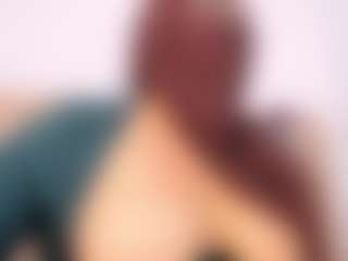 Live cam show with Isa-perez - Ebony MILF on CSO-WL
