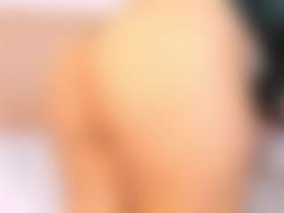 Live cam show with Isa-perez - Ebony Petite on Camsoda | colombia