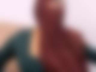 Live cam show with Isa-perez - Drinking on crypto-cams