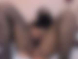 Live cam show with Isa-perez - Fetish MILF on CamwithHer