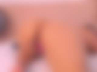 Live cam show with Isa-perez - Skinny on Dolls Live