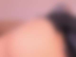 Live cam show with Isa-perez - Shaved Pussy on Camsoda