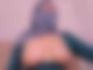 Live cam show with Isa-perez - Fetish Curvy on Camsoda