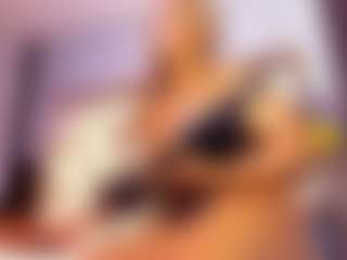 Live cam show with lola-hornei - Ebony on Milfs Live | colombia