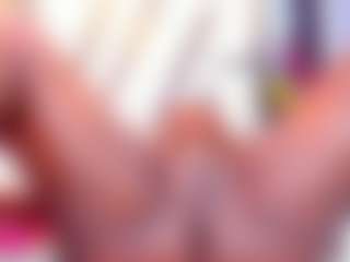 Live cam show with lola-hornei - Cute on SxyPornLive