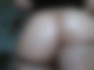 Live cam show with lusymonroe24 - Butt Plug on Free Soda