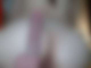 lusymonroe24's Live Sex Cam Show