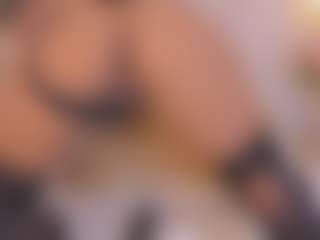 Live cam show with Alexa-millers - Ebony Petite on Gym Cam Girls | colombia