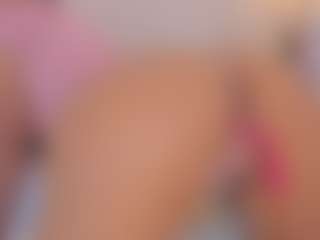 Live cam show with Alexa-millers - Brown Eyes Ebony on chickslive.net