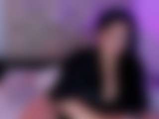 Live cam show with BrianaGuzman - Solo on Camsoda