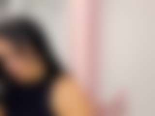 Live cam show with BrianaGuzman - Solo on Camming Site