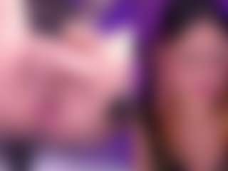 Live cam show with Luna - Camel Toe on UwU Esports