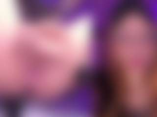 Live cam show with Luna - Pussyplay on eurowanks.com