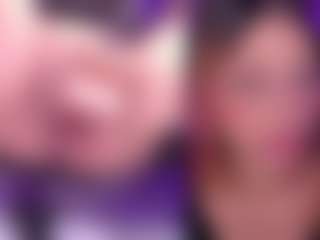 Live cam show with Luna - Pussyplay on Stripli.com